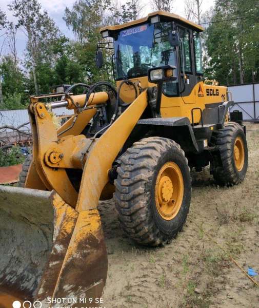 Продается фронтальный погрузчик sdlg936L