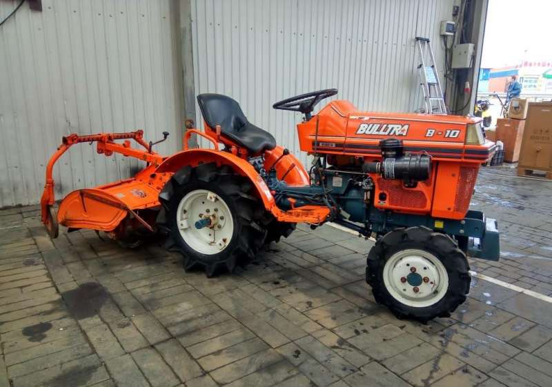 Японский минитрактор Kubota B1-10