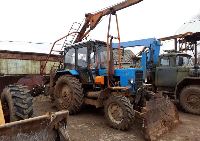 Продается ямобур бм-205д на базе мтз-82