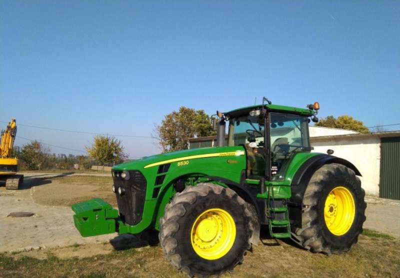 Трактор john deere 8530