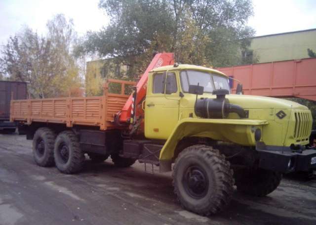 Урал с манипулятором