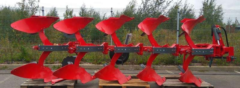 Плуг оборотный на рессорной защите unia ibis 4+1