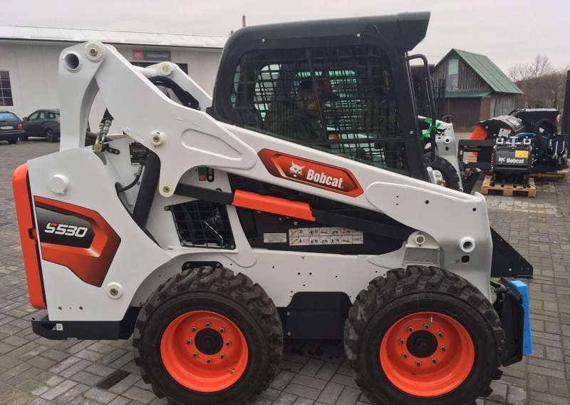 Мини-погрузчик Bobcat S530, 2021