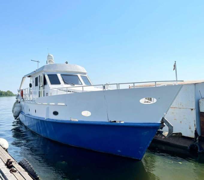 Стальная яхта 20 м