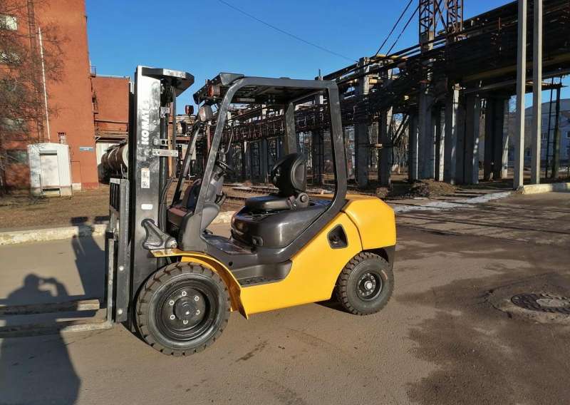 Вилочный Погрузчик Komatsu FD30T-17