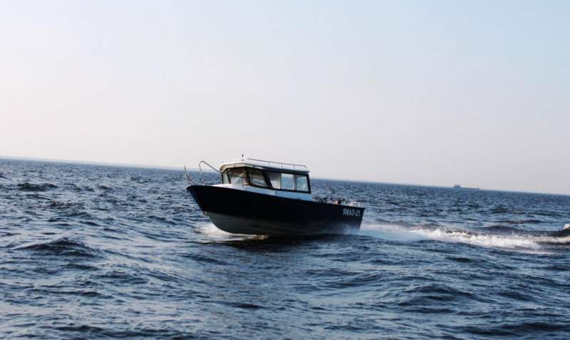 Катер Ямал-21