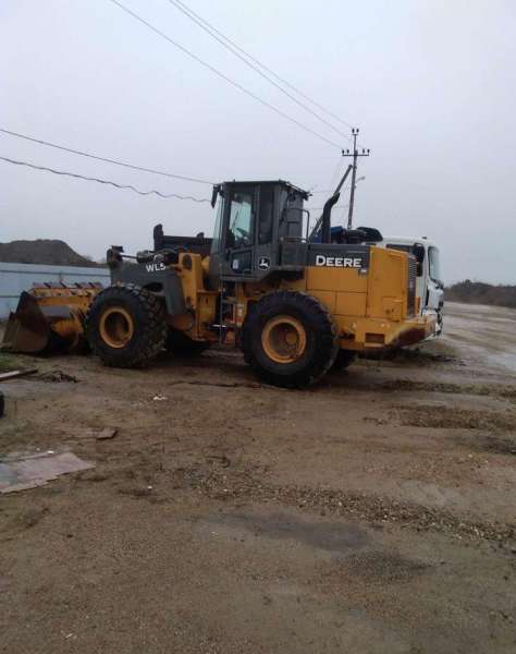 Фронтальный погрузчик John Deere WL56, 2017