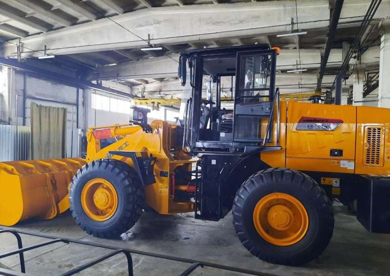 Фронтальный погрузчик Lonking CDM835