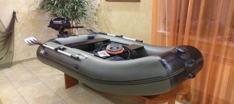 Лодка "gavial 240"(с надувным дном) + мотор suzuki
