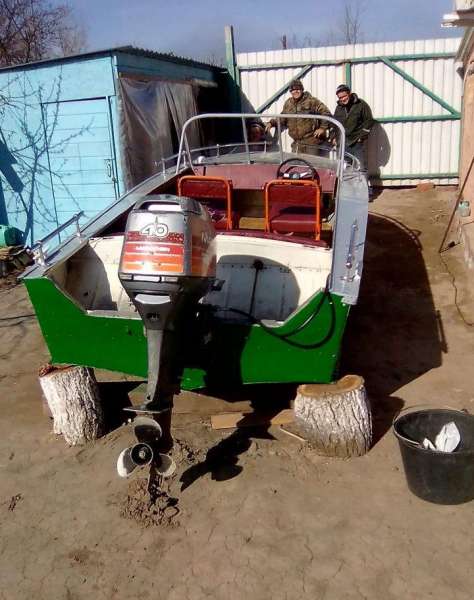 Продаю катер «Прогресс-4» с мотором « Mariner 40