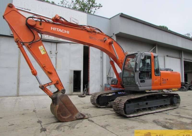 Гусеничный экскаватор Hitachi ZX200E Болотоход