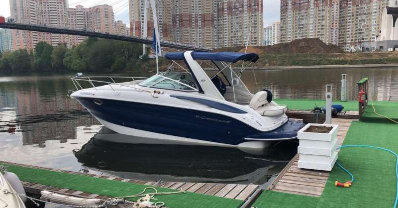 Катер Crownline 270 CR яхта