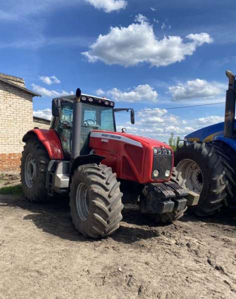 Трактор MF8480