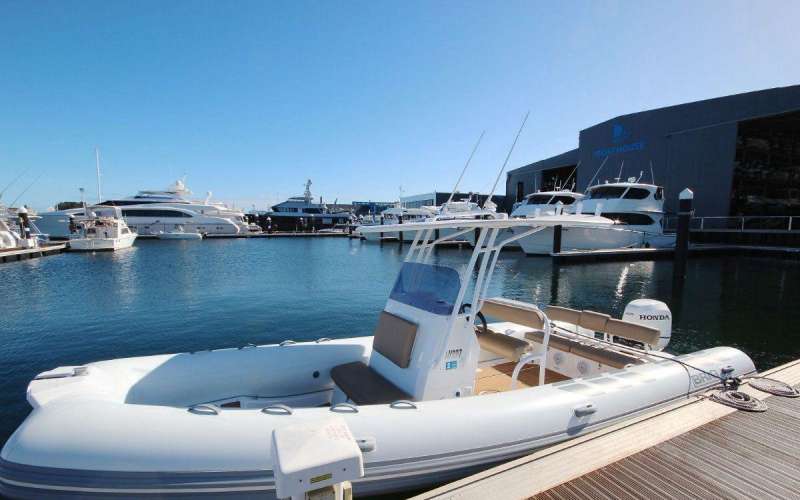 Лодка Риб Brig Navigator N730