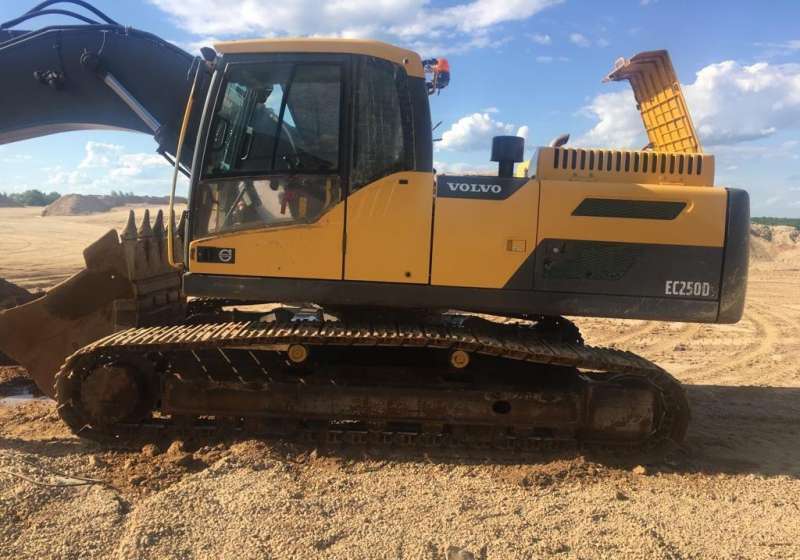 Эксковатор Volvo EC 250 DL