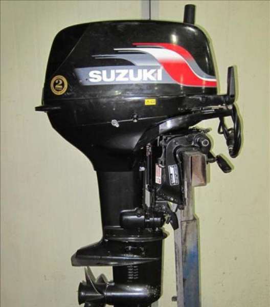 Лодочный мотор Suzuki DT30S в идеале