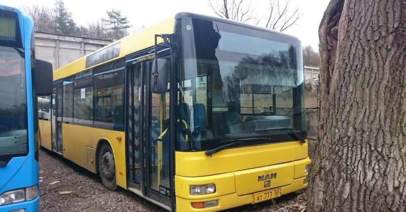 Автобус MAN A26 городской трехосный