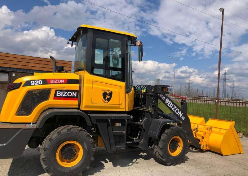 Фронтальный погрузчик BIZON 920, 2022