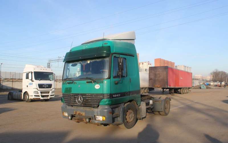 Тягач Мерседес Актрос 1843 Mercedes Actros