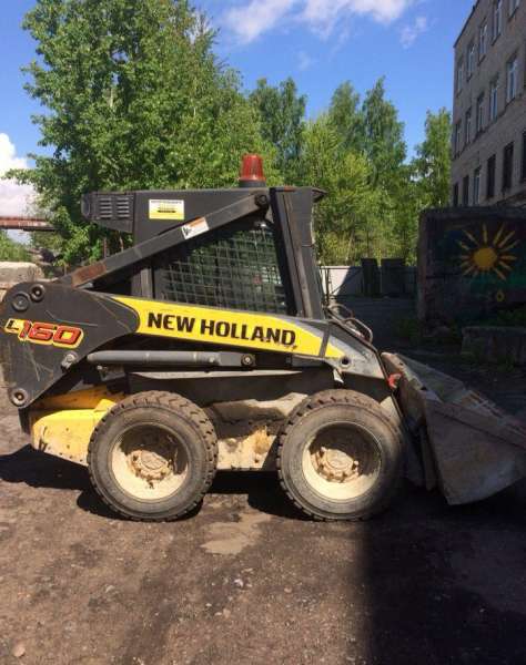 Продам мини-погрузчик New Holland L160