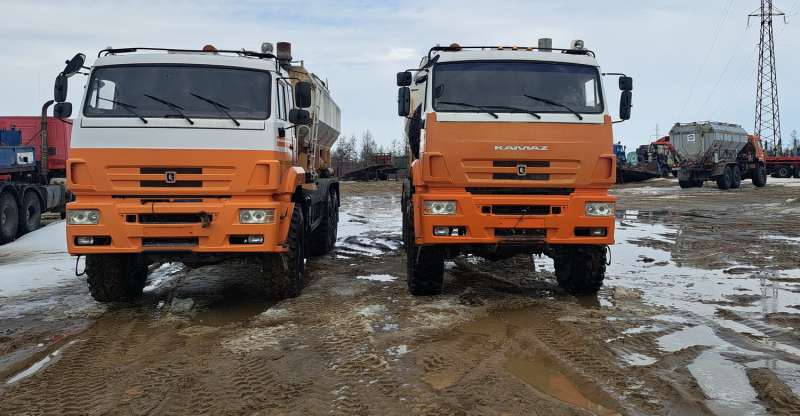 Три КамАЗ-65224 (6х6) 400л.с. УС-50х20К длиннобазовые