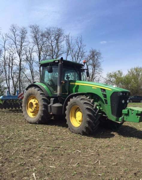 Продается трактор John Deere 8320R