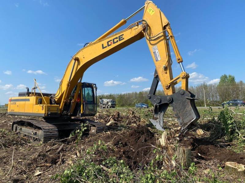 Корчеватель пней для экскаватора Doosan DX225