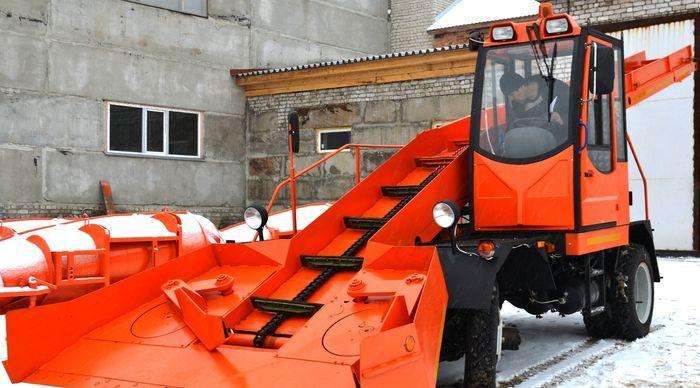 Снегопогрузчик лаповый Кургандормаш кздм-206