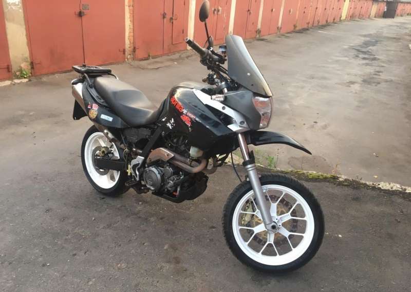 Aprilia Pegaso 650 Strada