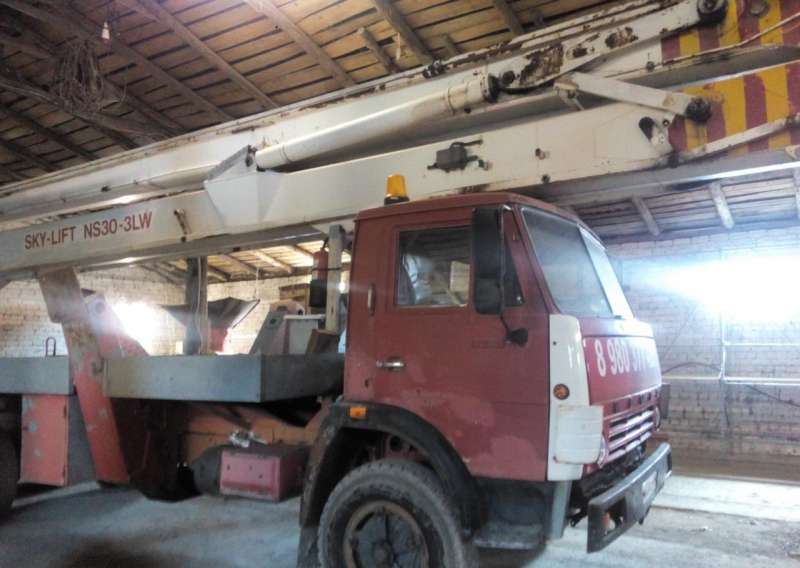 Автовышка Bronto Skylift 30-3