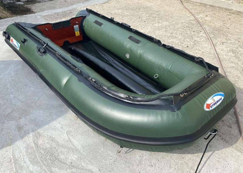 Надувная лодка пвх Stingray 320 AL