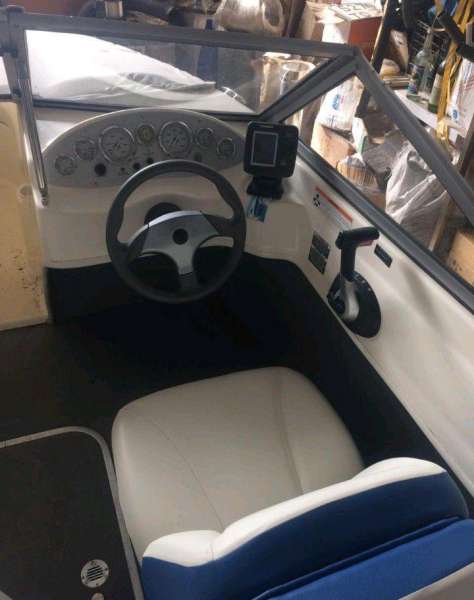 Катер bayliner 175