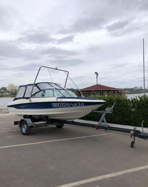 Продам катер bayliner 175