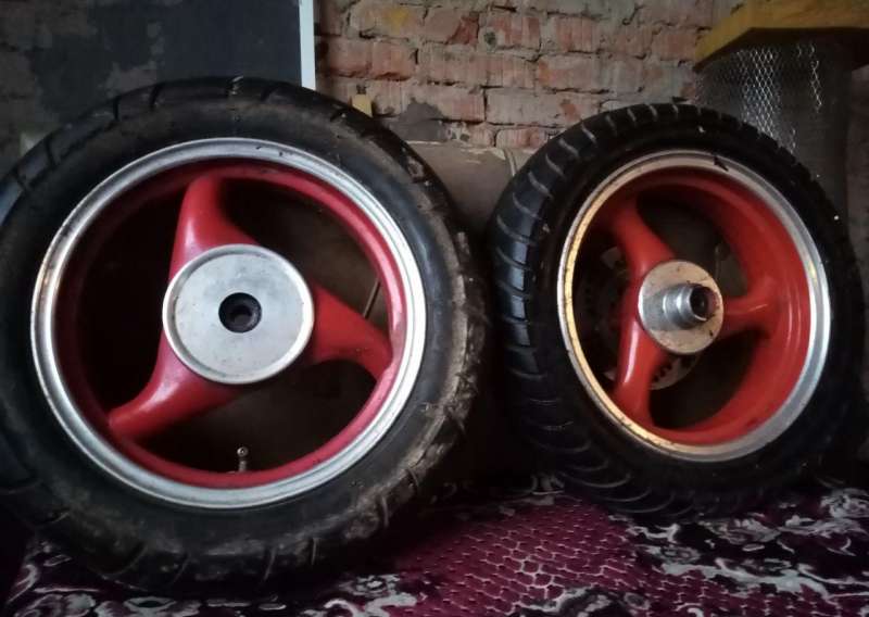 Колёса на скутер 12-120/70