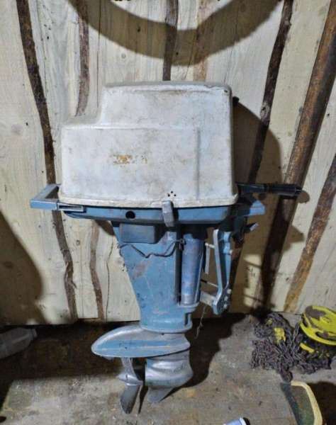 Лодочный мотор вихрь25