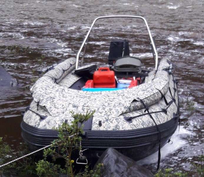 Водометная пвх лодка Солар-520 Стрела Jet Tunnel в