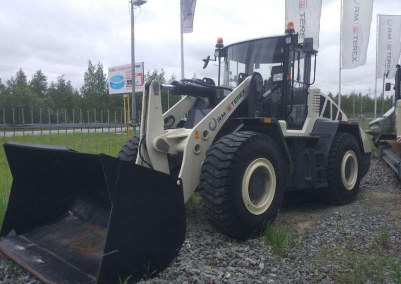 Фронтальный погрузчик RM-Terex TL150