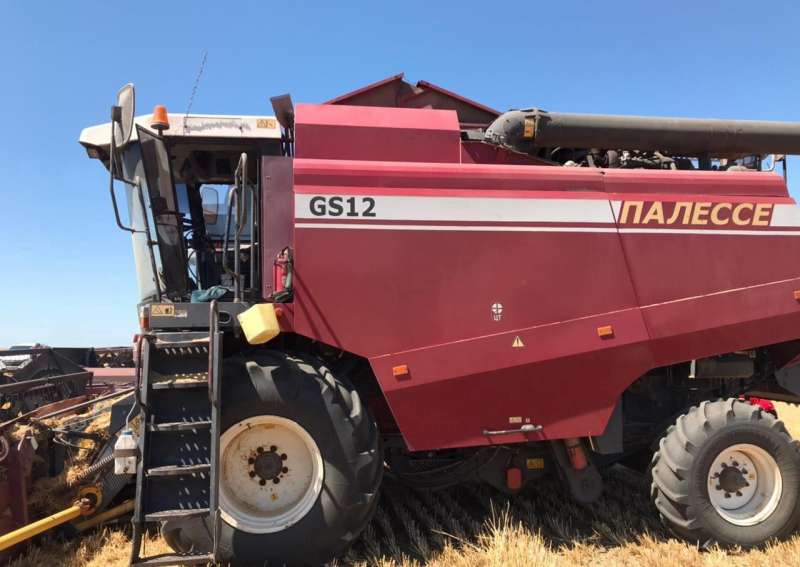Комбайн Палессе Полесье 1218