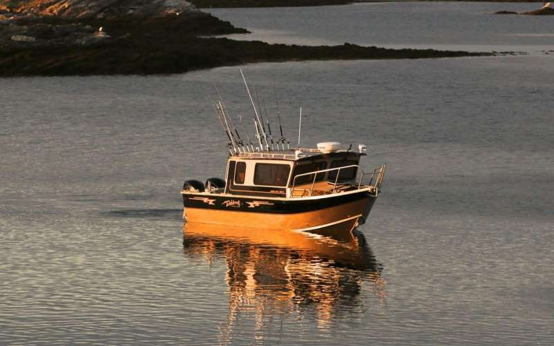 Катер с каютой 260 Cuddy King Weldcraft