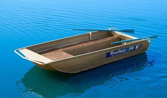 Лодка "Wyatboat-390"