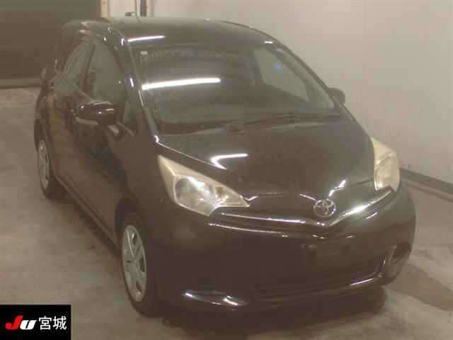 Минивэн Toyota Ractis NCP125 Lepice гв 2011 4WD 92 т.км