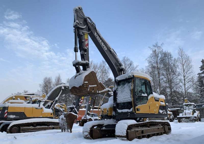 Гусеничный экскаватор Volvo EC140D, 2019