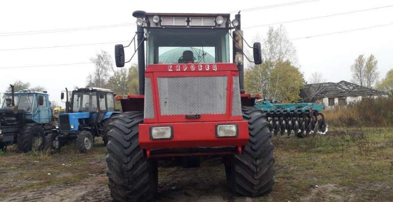 Трактор К-744