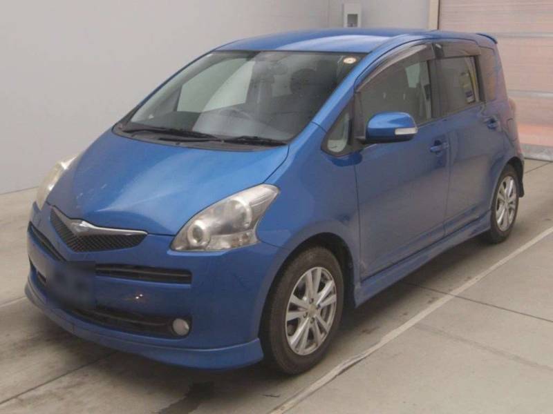 Toyota Ractis NCP100 G гв 2010 пробег 80 т.км