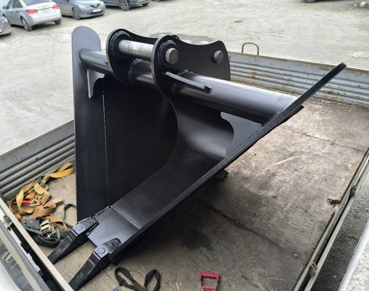 Трапециевидный ковш (профильный) экскаватора Umg