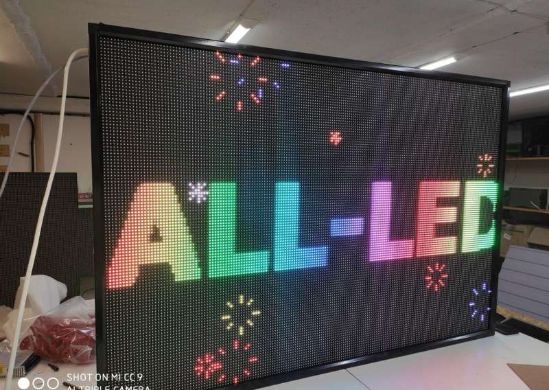 Светодиодный экран для улицы 165*101см