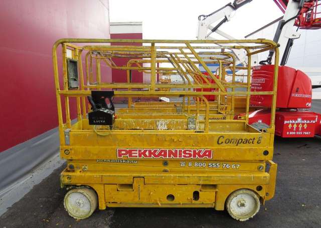 Ножничный подъемник пиканиска на 8 метров