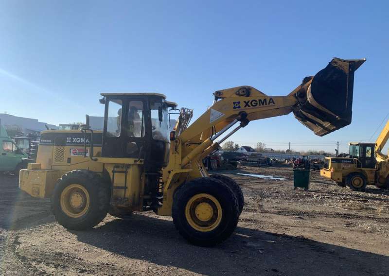 Фронтальный погрузчик XGMA / XIAGONG XG932II, 2011