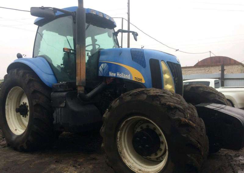 Трактор NEW holland 285