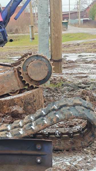 Редуктор хода Komatsu PC38UU Caterpillar 303.5 HITA